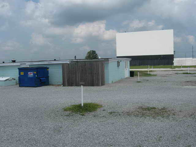 Star View Drive-In - 2010 Photo (newer photo)